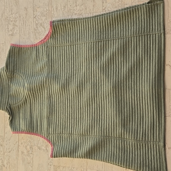 L.L. Bean Women's Airlight Knit Vest Size XL - Picture 8 of 11